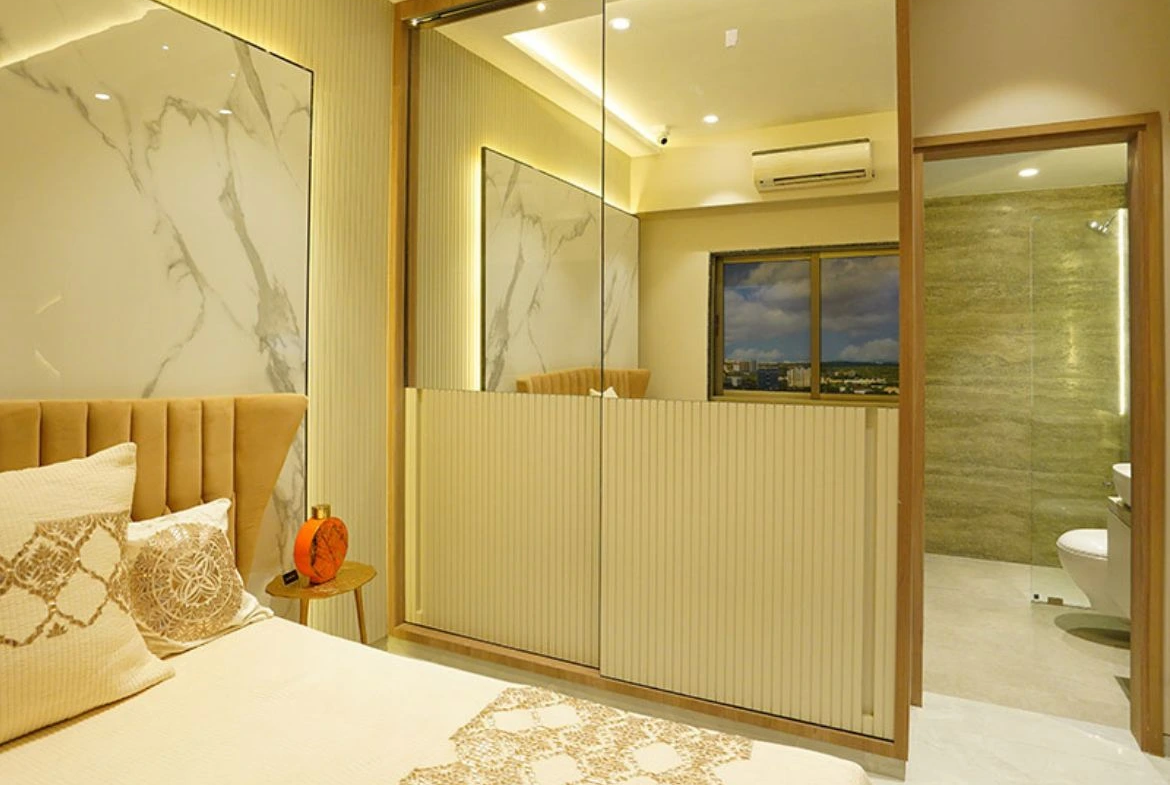 Premium-Bathroom-with-Modern-Fixtures-in-2-BHK-Flat-Oshiwara-Luxury-Bathroom-in-3-BHK-Apartment-Paradigm-102-Downtown-Spacious-Washroom-with-Elegant-Fittings-in-Mumbai-Apartment